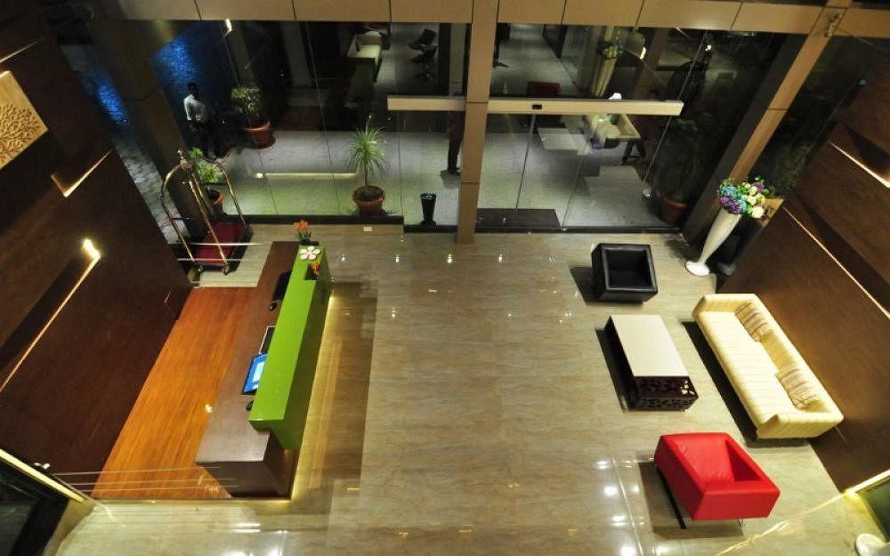 Temple Tree Hotel Shirdi Exterior photo